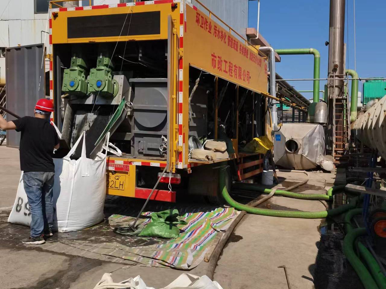 佛坪淤泥压干处理